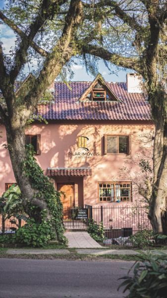 Casa Condominio para Venda - 150m², 3 dormitórios, sendo 1 suites, 2 vagas - Bel