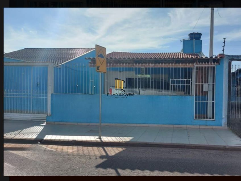 Casa com pátio em Cachoeirinha