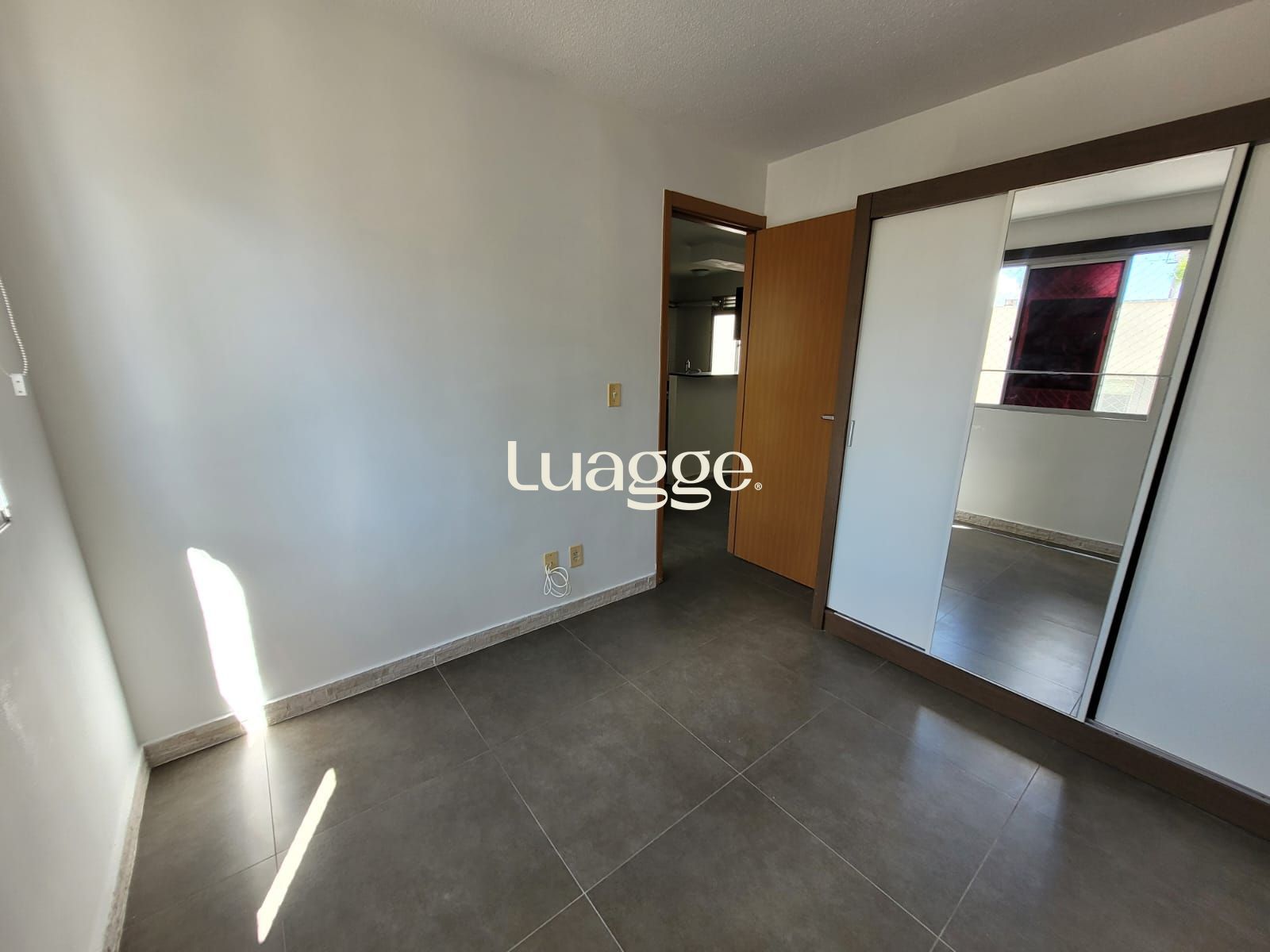 Apartamento à venda com 2 quartos, 44m² - Foto 15