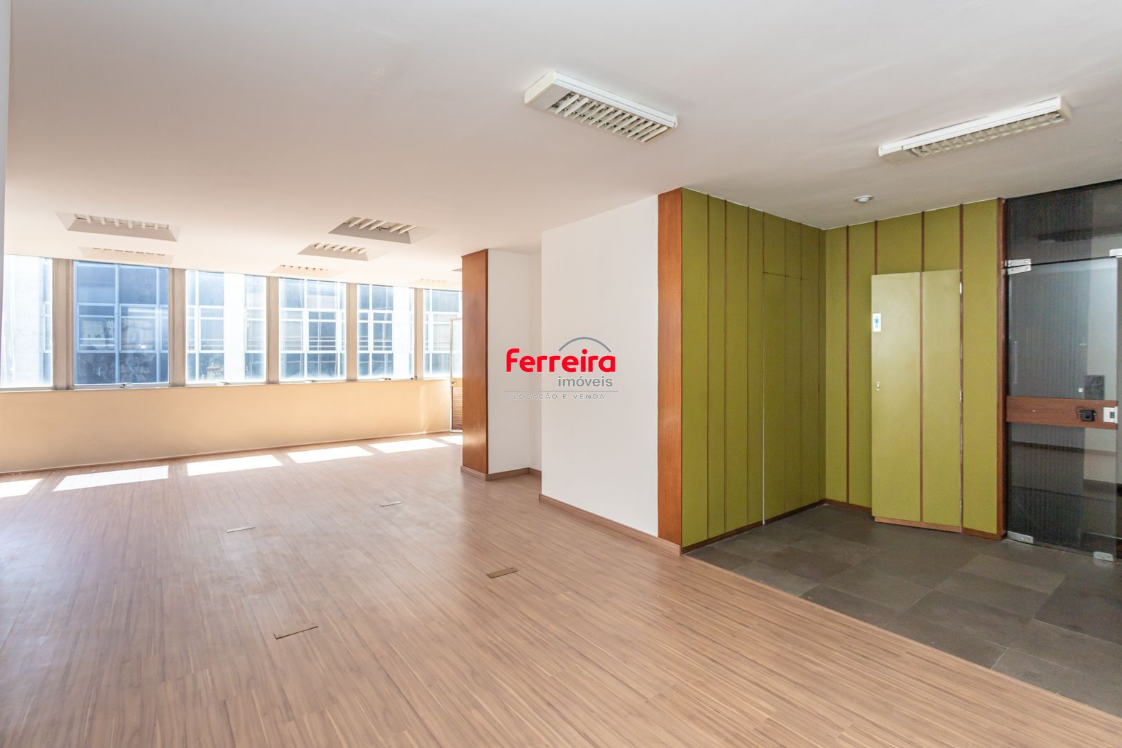 Sala Comercial, 1 sala, à venda, 125 m², Centro Histórico - Porto Alegre — foto 2