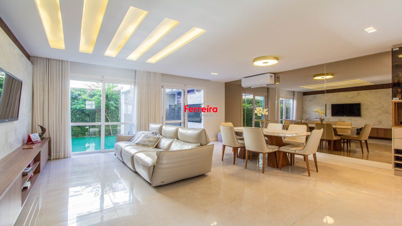 Casa em Condomínio com 3 quartos, 3 suítes, 2 vagas e 195m² no Jardim Carvalho.