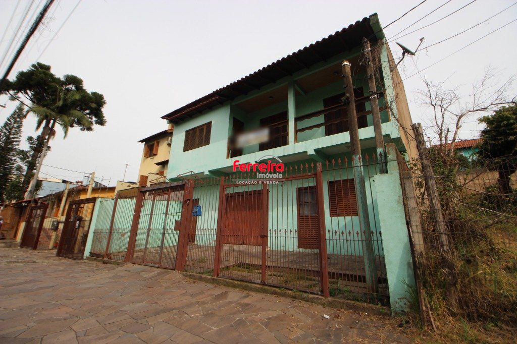 Casa sobrado no Jardim Itú Sabara de 3 dormitórios