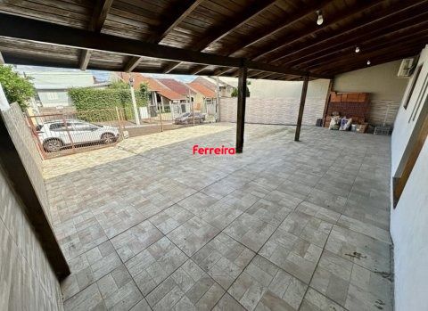 Casa de 2 quartos e 2 vagas de garagem em Gravatai