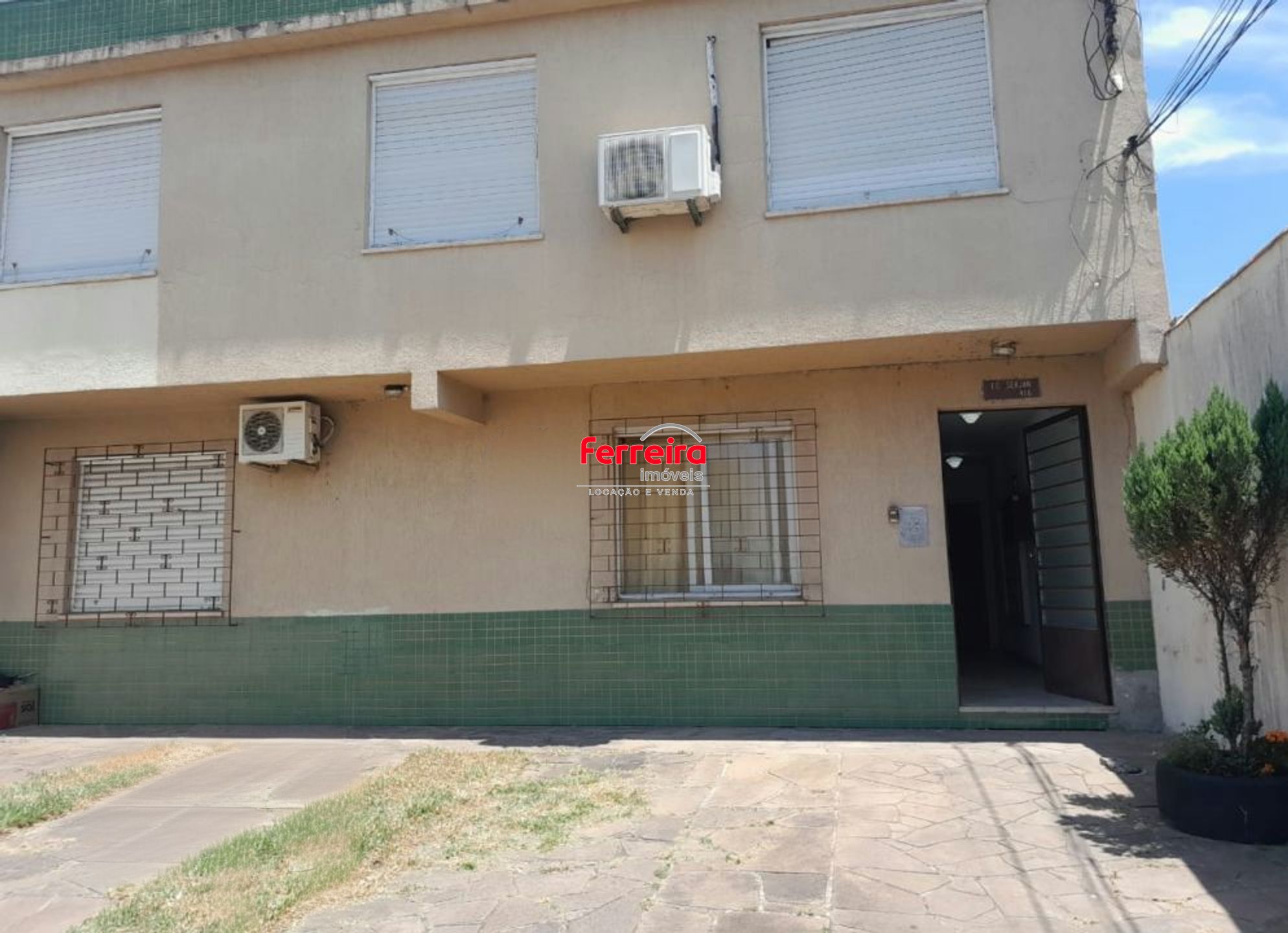 Apartamento 2 dormitórios, 117m² com vaga no Sarandi em Porto Alegre