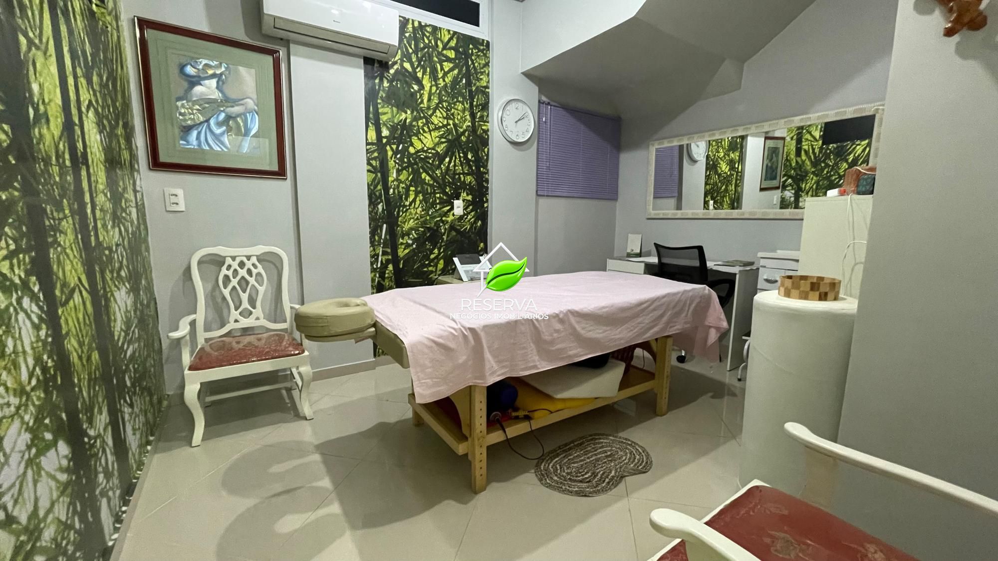 Sala Comercial para Locação na Av. Pedro Basso