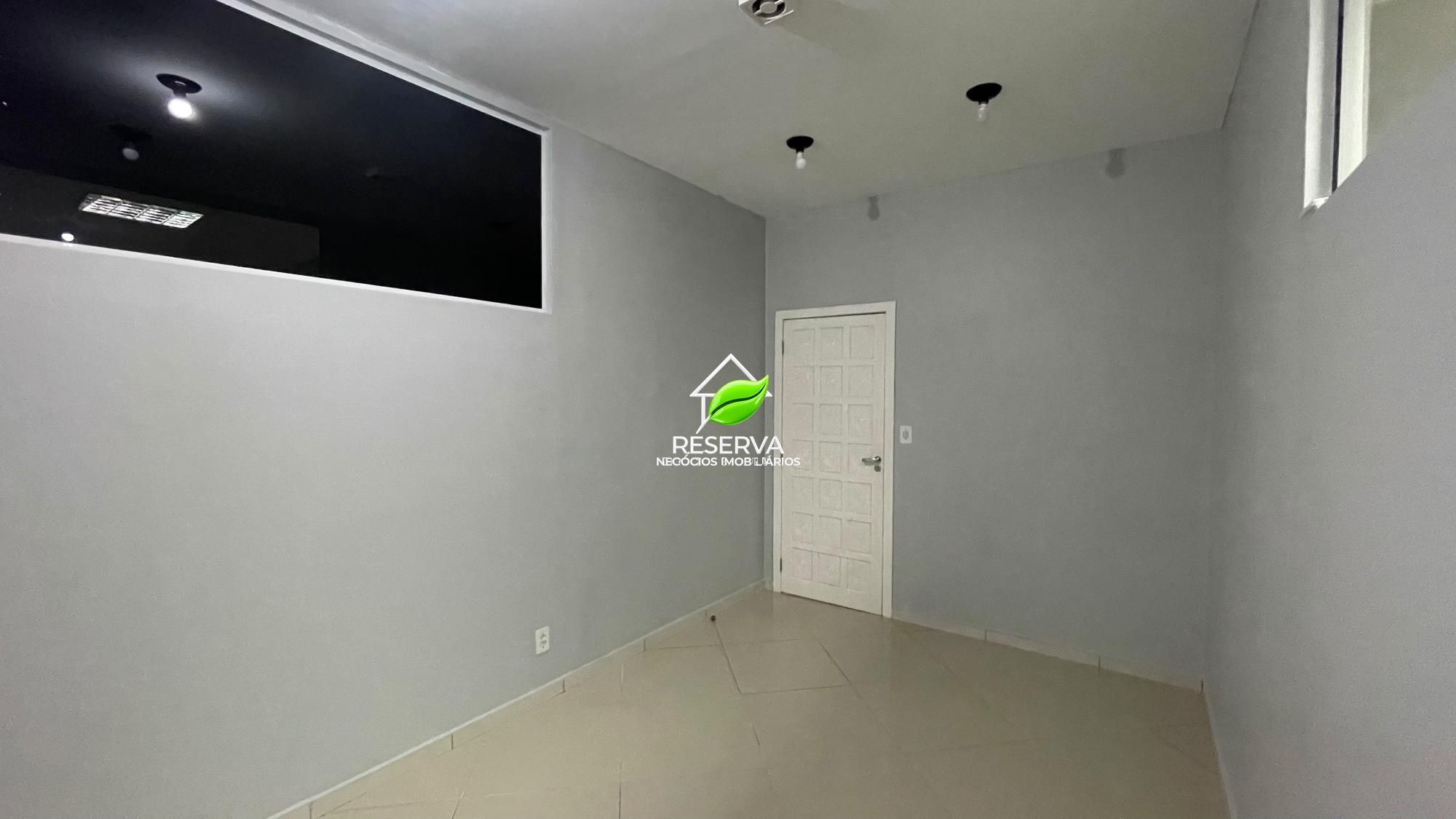 Sala Comercial para Locação na Av. Pedro Basso