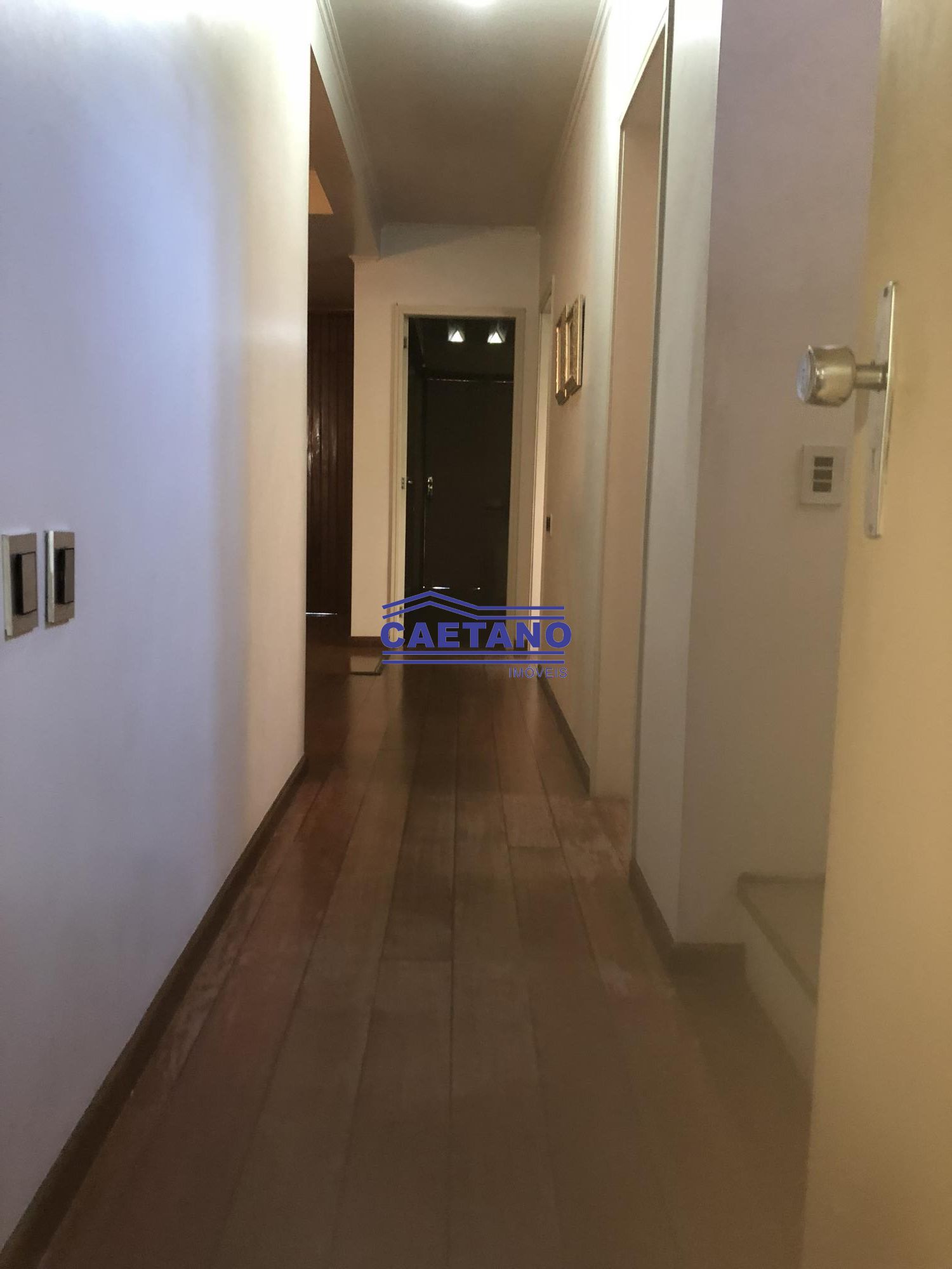 Casa à venda com 4 quartos, 290m² - Foto 17