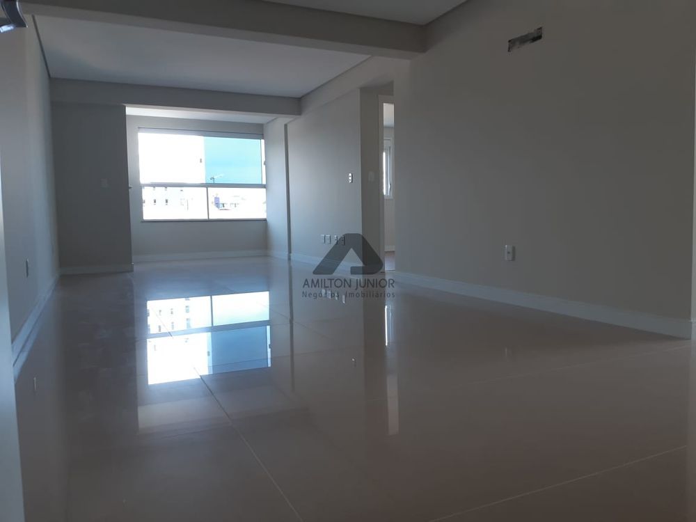 Apartamento à venda com 80.09m² , Centro em Santa Maria, RS