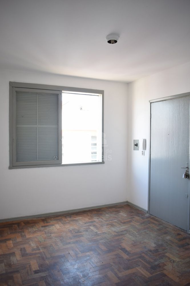 Apartamento com 03 dormitórios