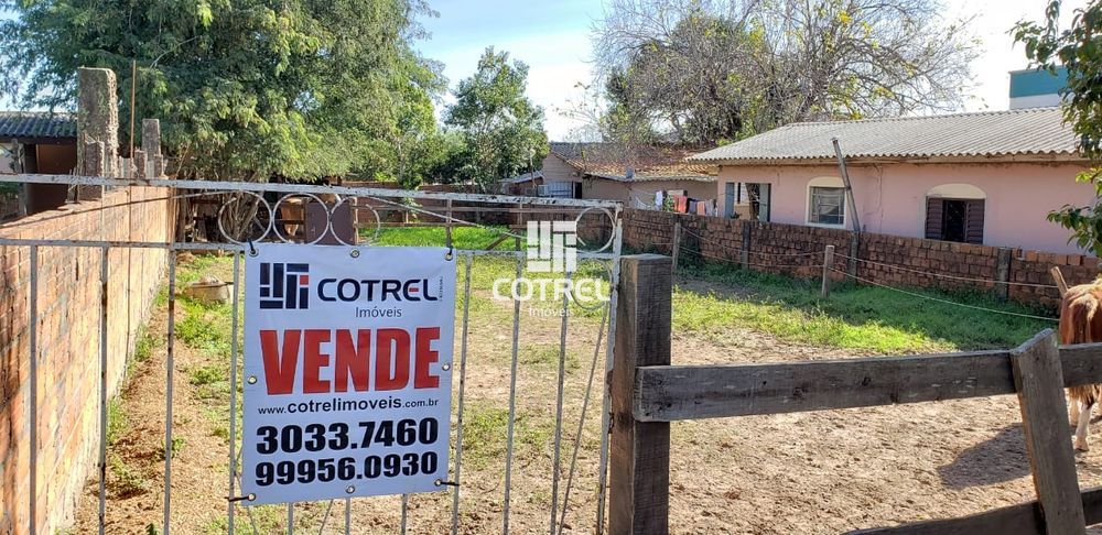 Terreno 12 x 30 situado na Rua General Honório Lemos, Bairro Santos