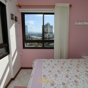 Apartamento com 109m², 3 dormitórios, 1 suíte, 1 vaga no Porto Bello em Torres para Comprar