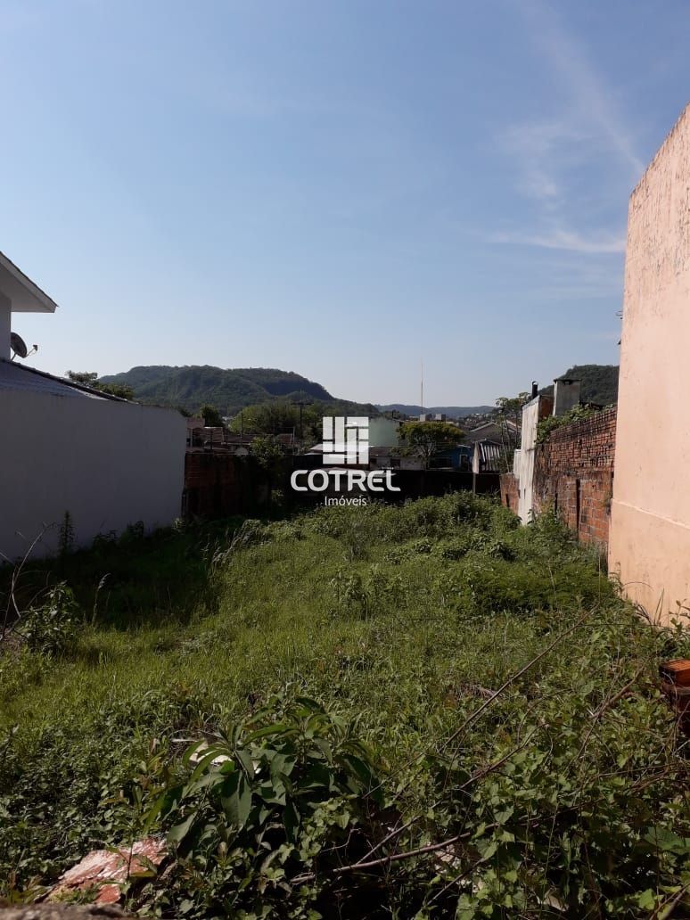 Terreno medindo 10x38 á venda no Bairro Menino Jesus
