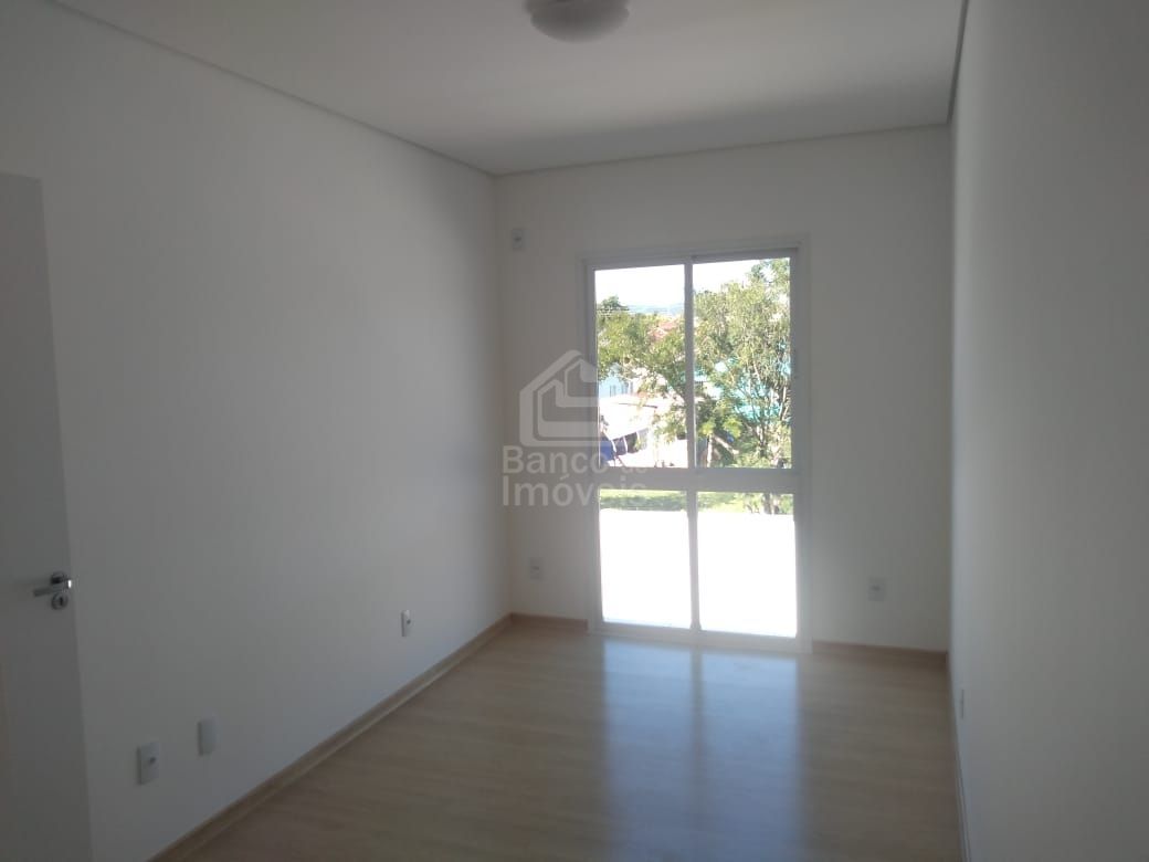 Casa à venda com 3 quartos, 95m² - Foto 11