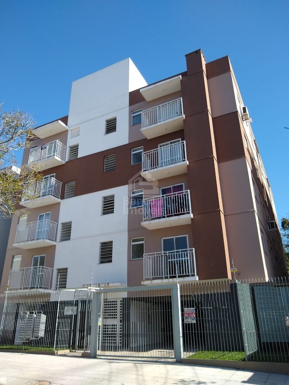 Apartamento à venda com 1 quarto, 42m² - Foto 1