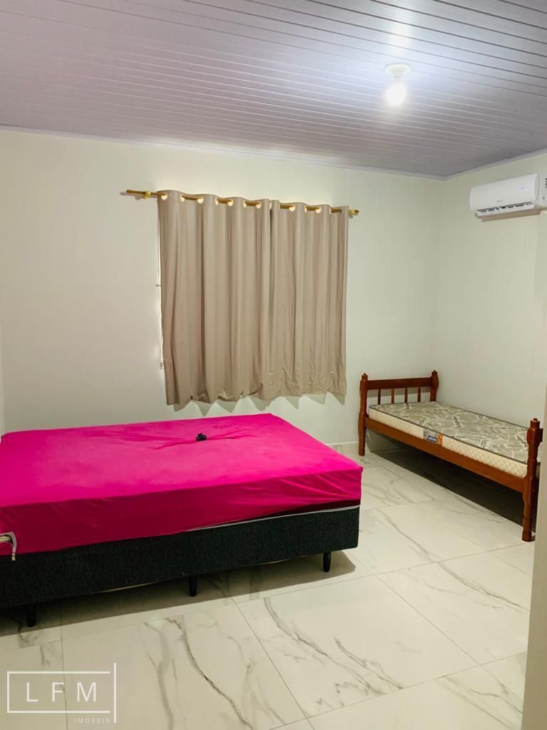 Casa 2 dormitórios à venda Itacolomi Balneário Piçarras/SC