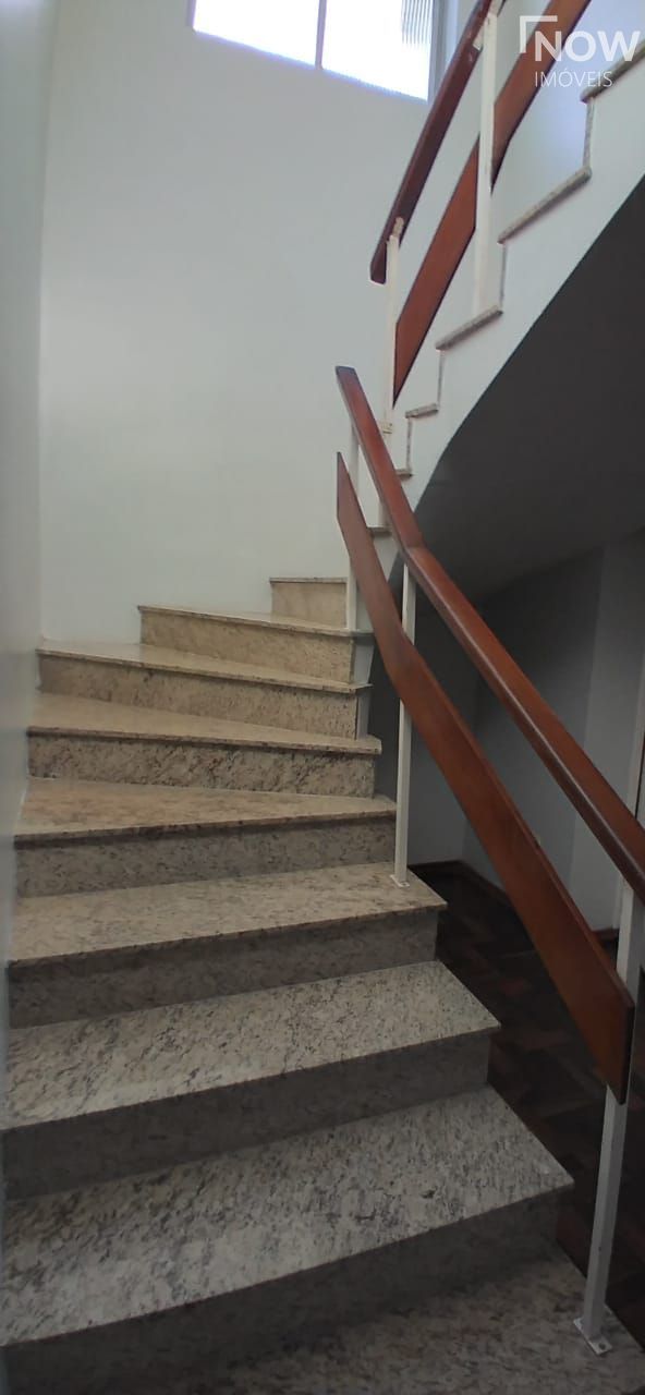 Sobrado à venda com 3 quartos, 240m² - Foto 3