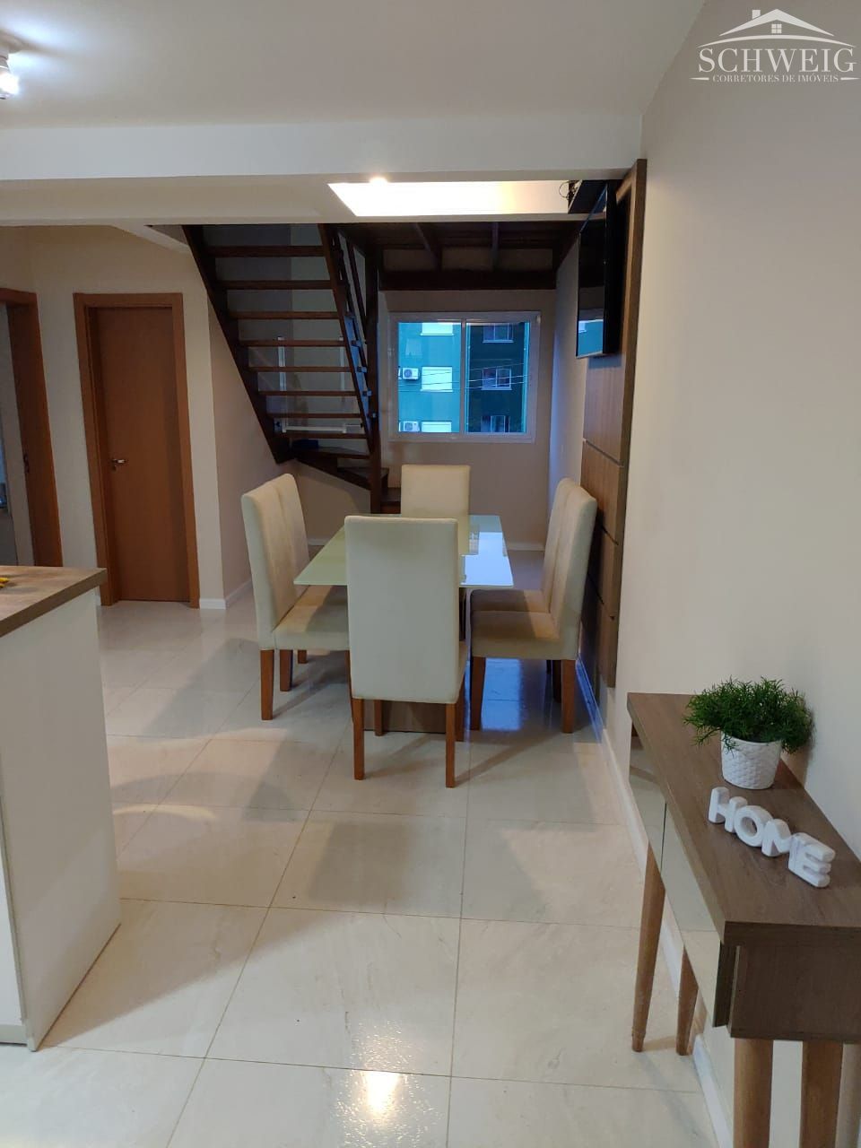 Apartamento à venda com 2 quartos, 83m² - Foto 4