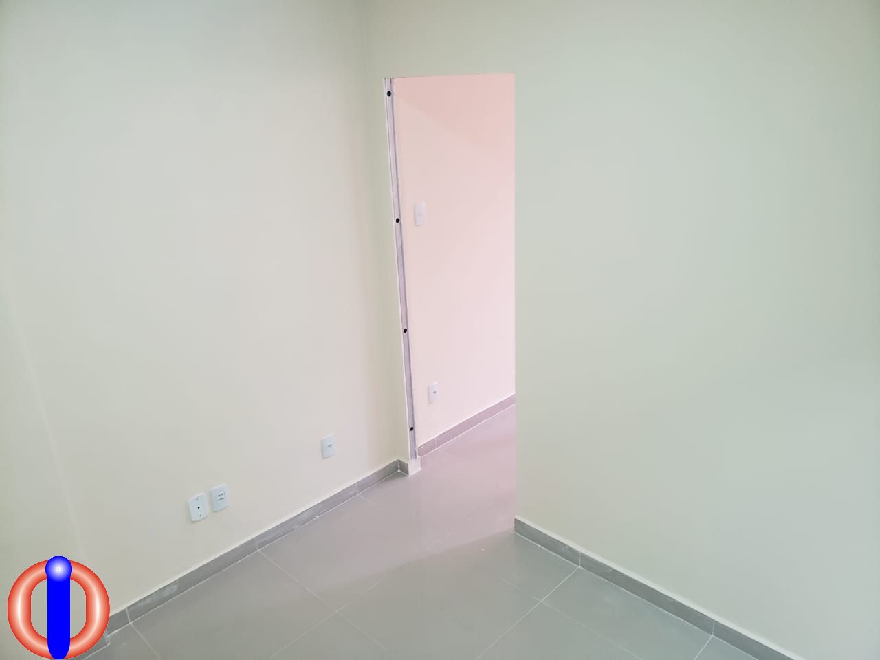 Apartamento à venda com 1 quarto, 35m² - Foto 2