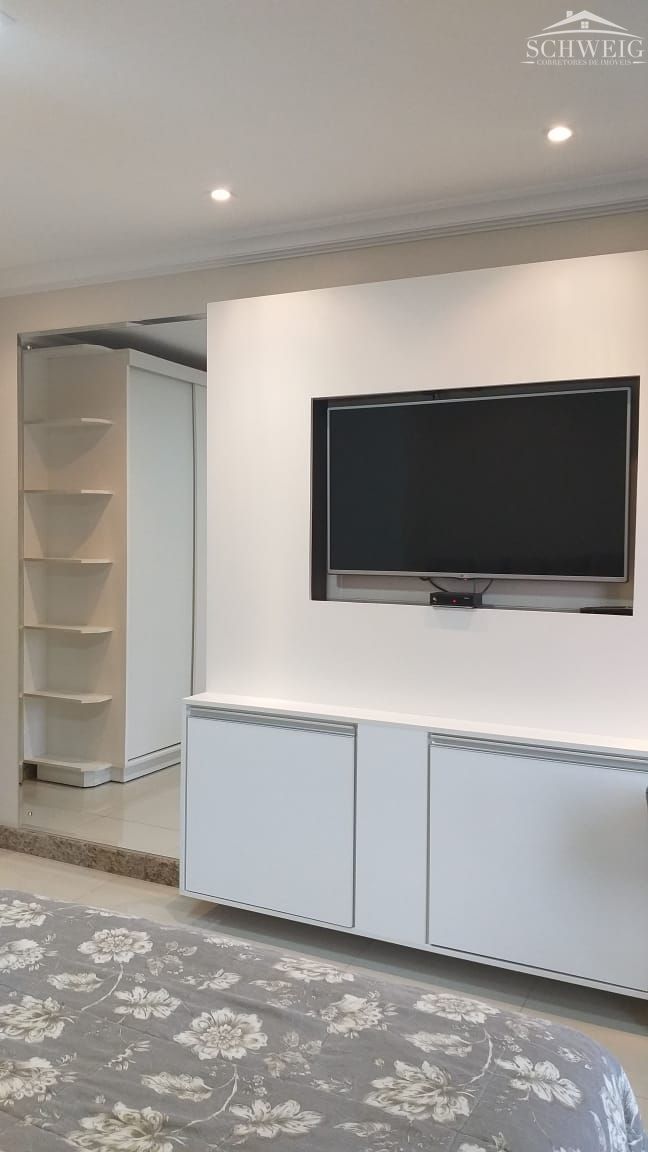 Casa à venda com 4 quartos, 210m² - Foto 16