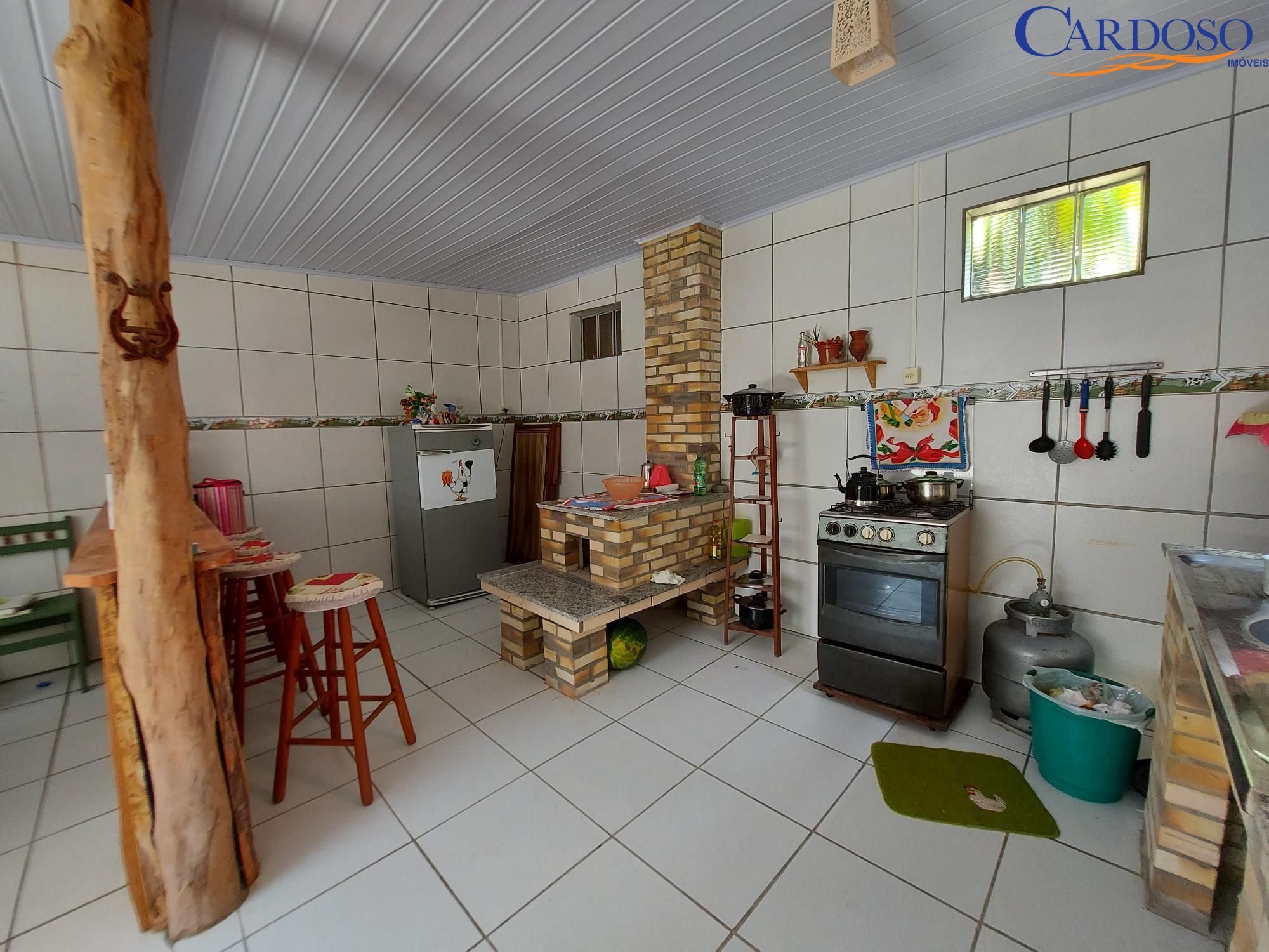 Casa à venda com 4 quartos, 120m² - Foto 15