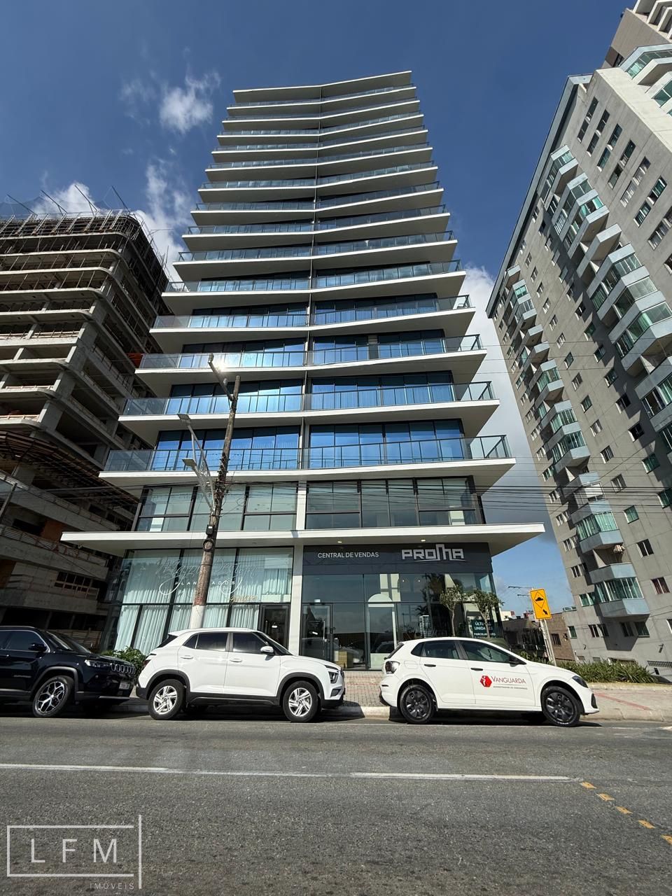 Apartamento, 3 quartos, 147 m² - Foto 1