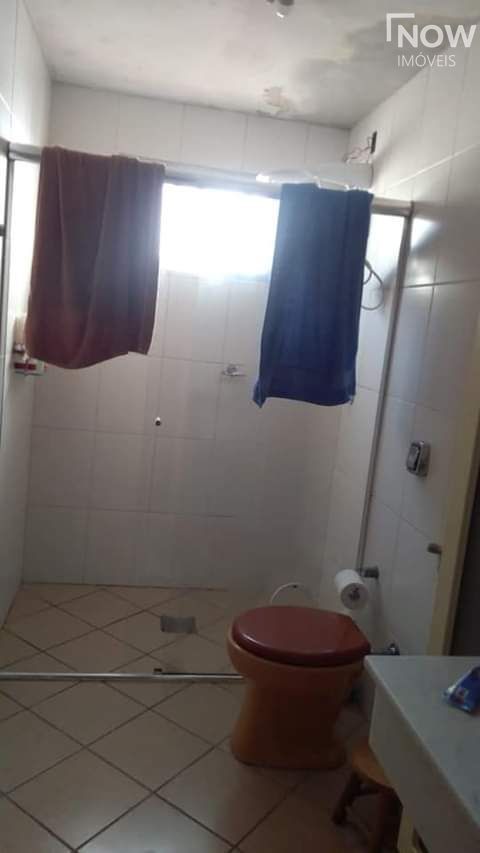 Apartamento à venda com 3 quartos, 194m² - Foto 4