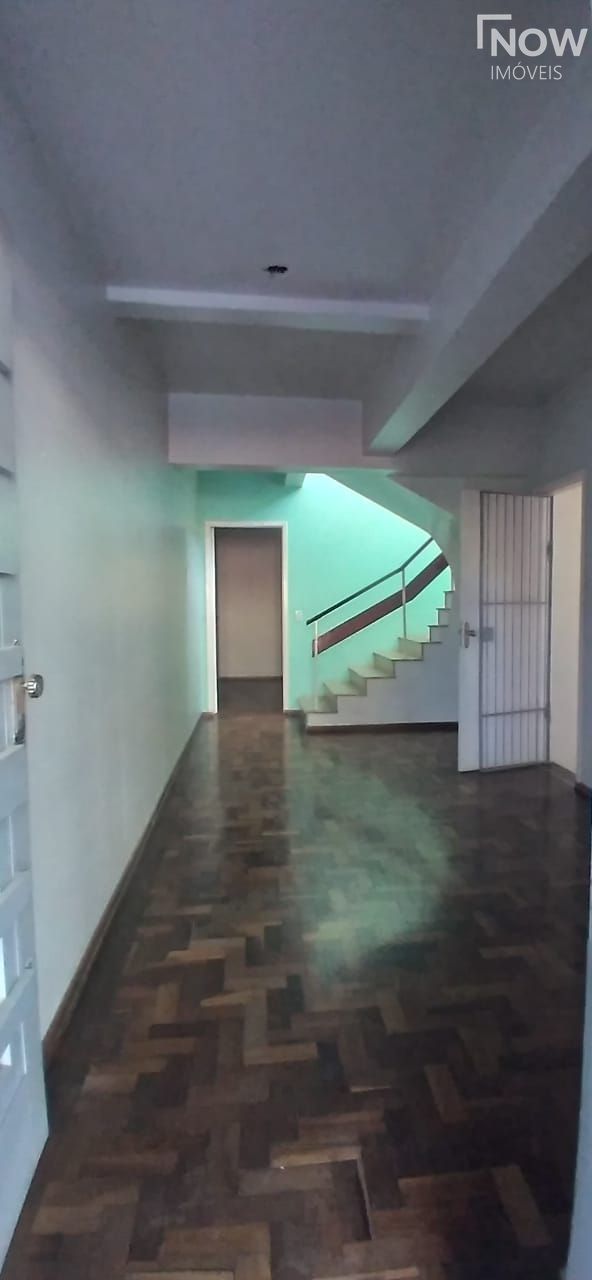 Sobrado, 3 quartos, 240 m² - Foto 1