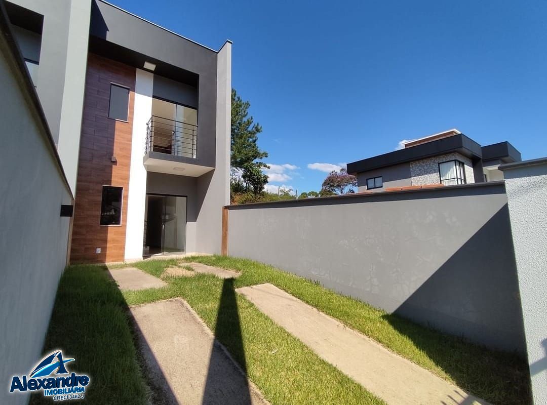 Casa à venda com 2 quartos, 82m² - Foto 1