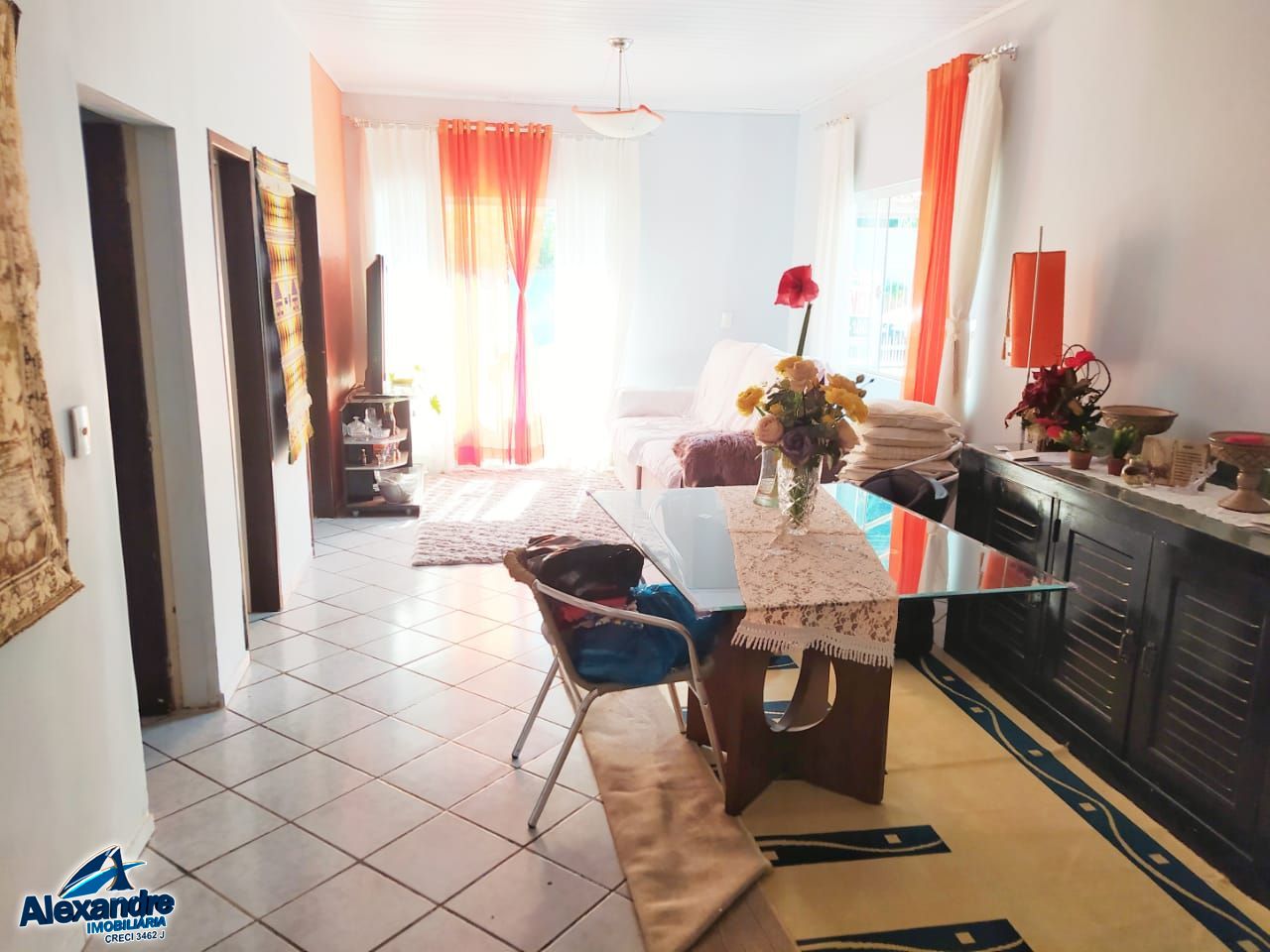 Casa à venda com 5 quartos, 200m² - Foto 4