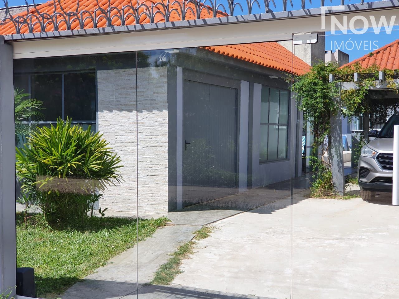 Casa à venda com 3 quartos, 160m² - Foto 1