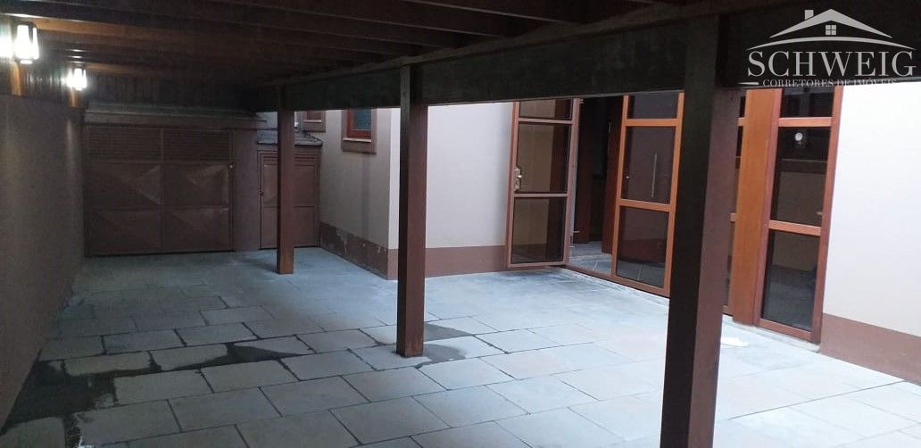 Casa à venda com 4 quartos, 210m² - Foto 37