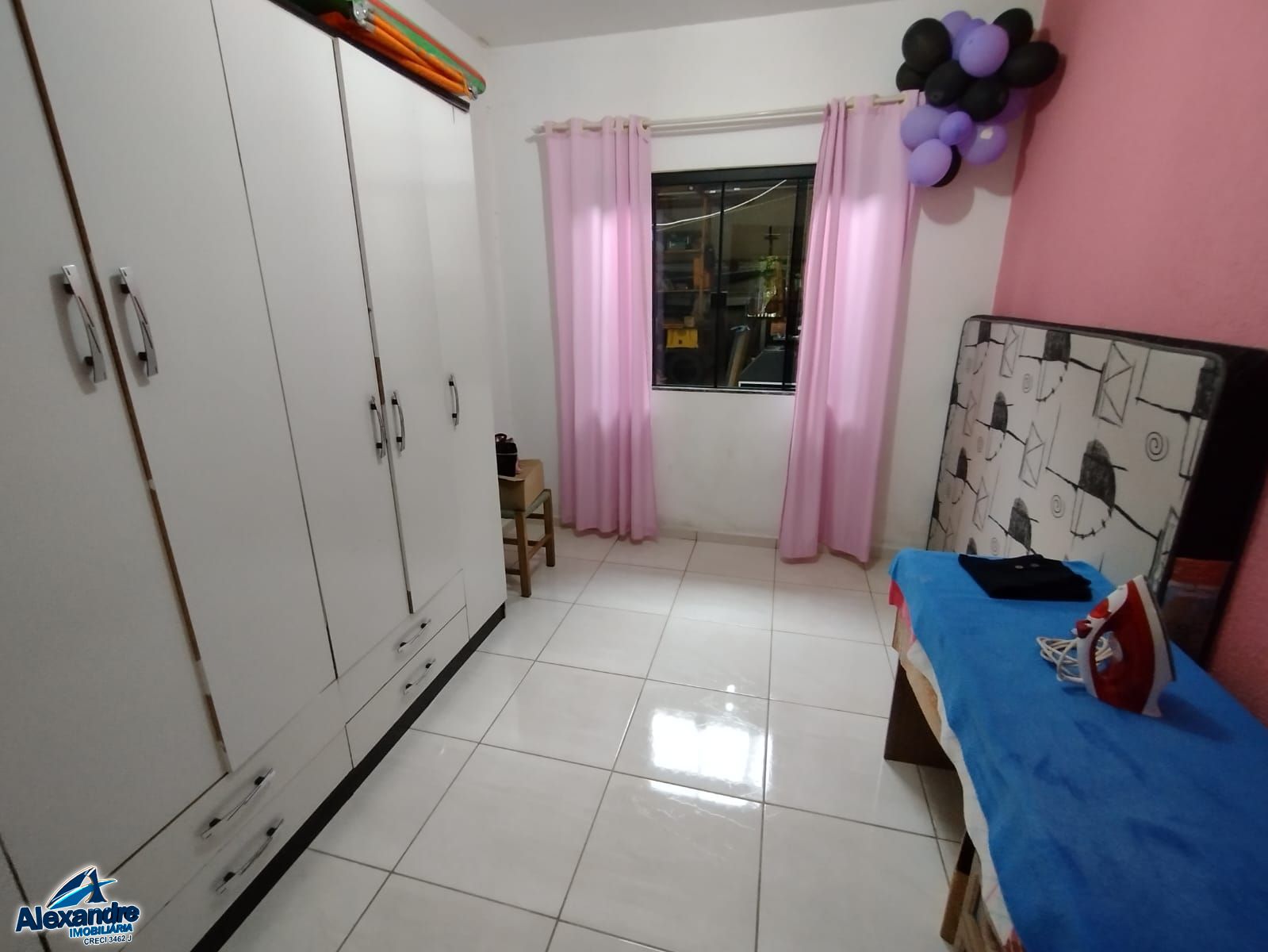 Casa à venda com 3 quartos, 98m² - Foto 12