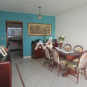 Casa com 400m² e 2 dormitórios no bairro Florestal em Lajeado para Comprar