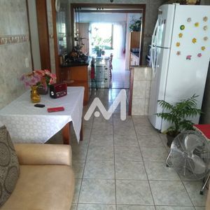 Casa com 180m² e 5 dormitórios no bairro Bom Pastor em Lajeado para Comprar