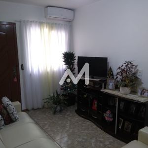 Casa com 180m² e 5 dormitórios no bairro Bom Pastor em Lajeado para Comprar