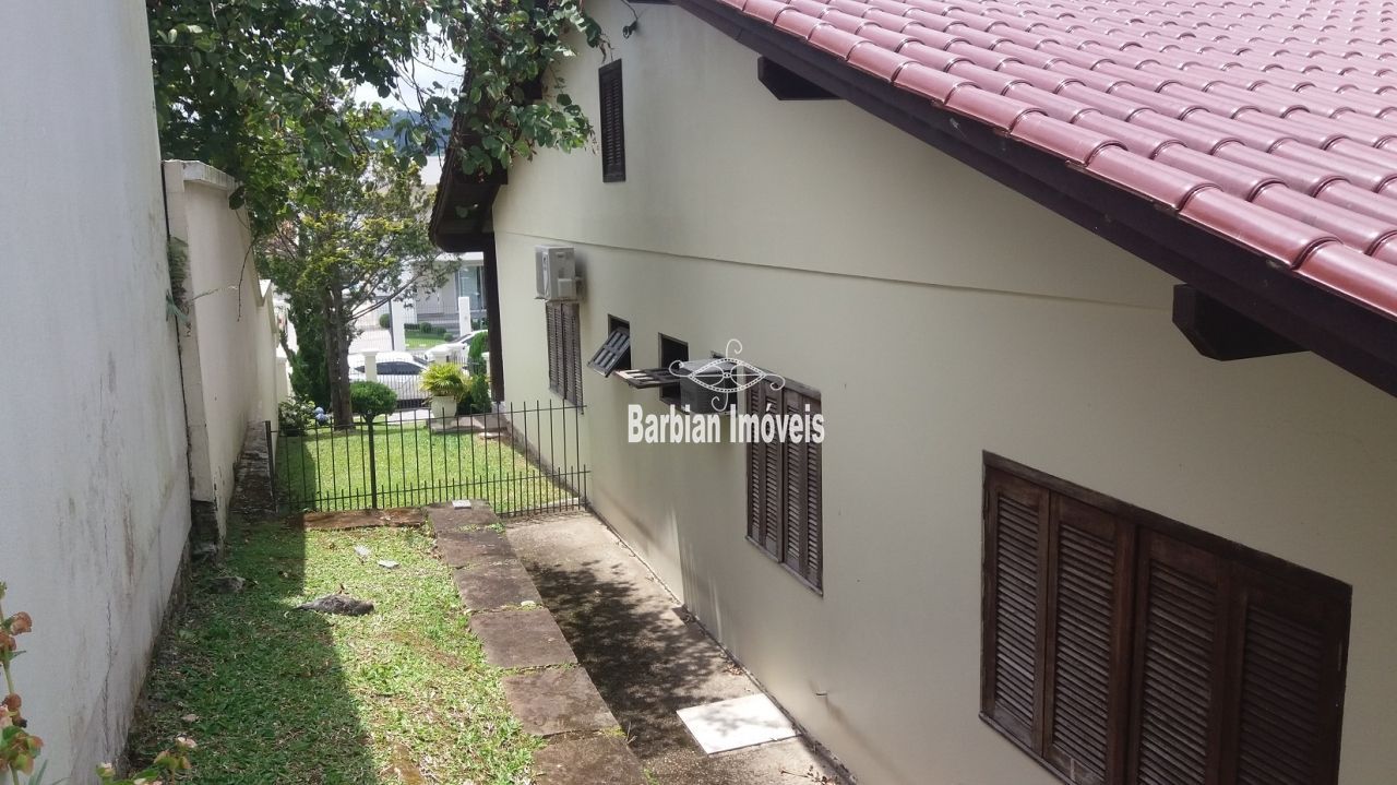 Casa à venda com 4 quartos, 200m² - Foto 12