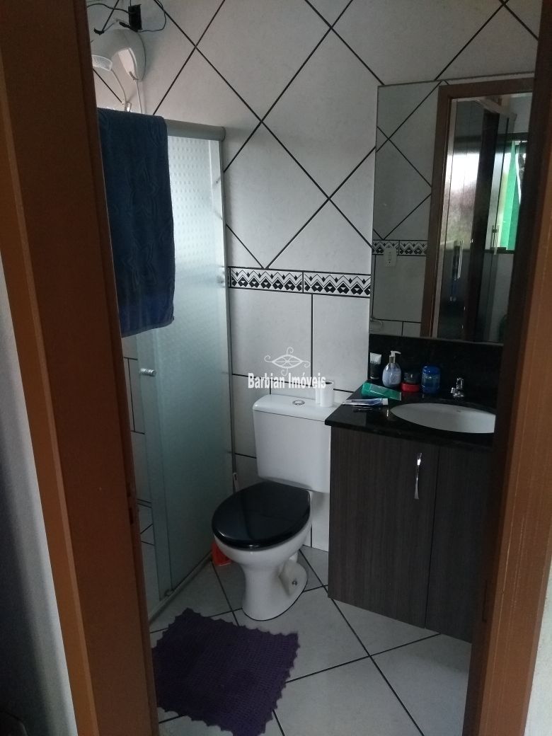 Casa à venda com 5 quartos, 216m² - Foto 17