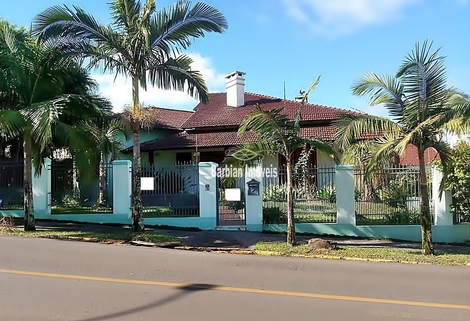 Casa, 3 quartos, 335 m² - Foto 1