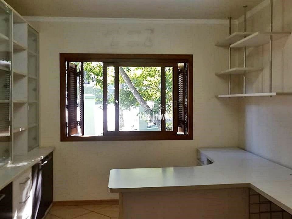 Casa à venda com 3 quartos, 335m² - Foto 18