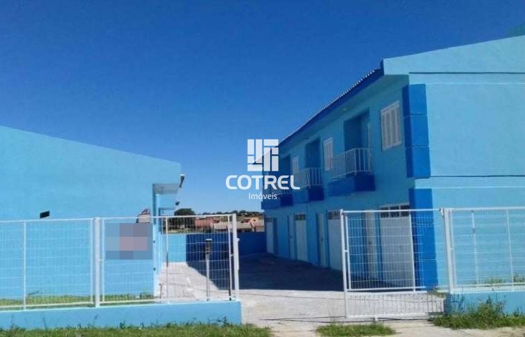 Casa com 2 dormitórios á venda no Residencial Jardim