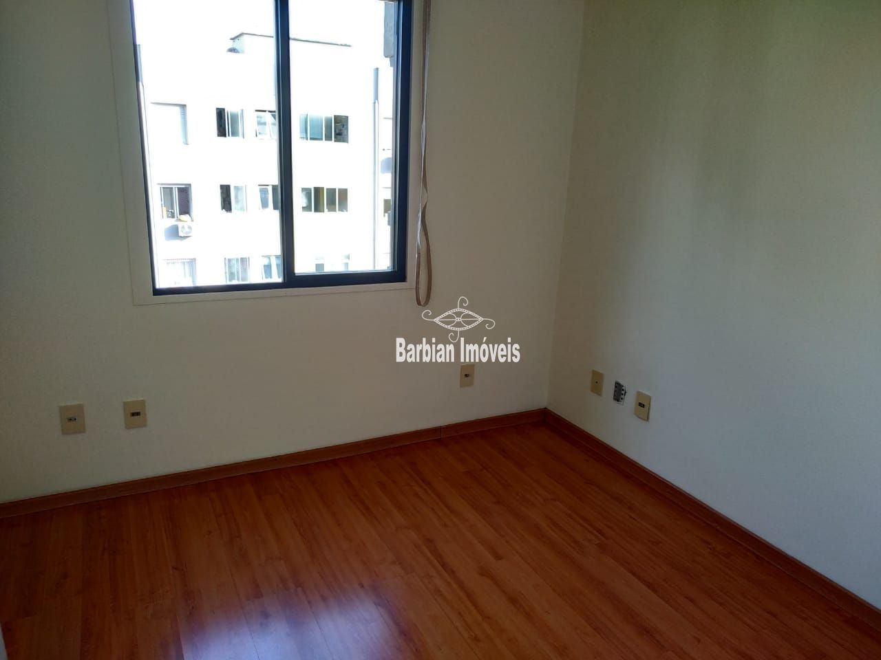 Apartamento à venda com 3 quartos, 137m² - Foto 12