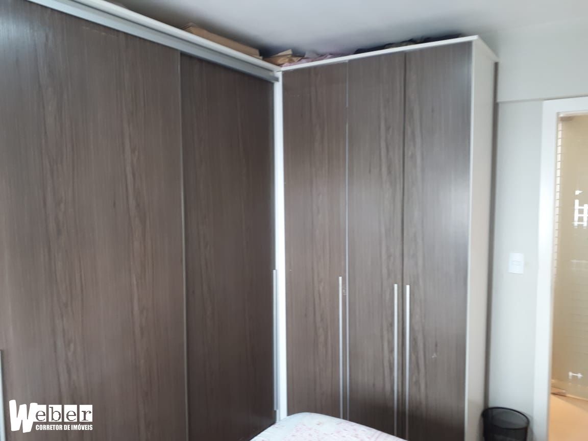 Apartamento à venda com 3 quartos, 171m² - Foto 11