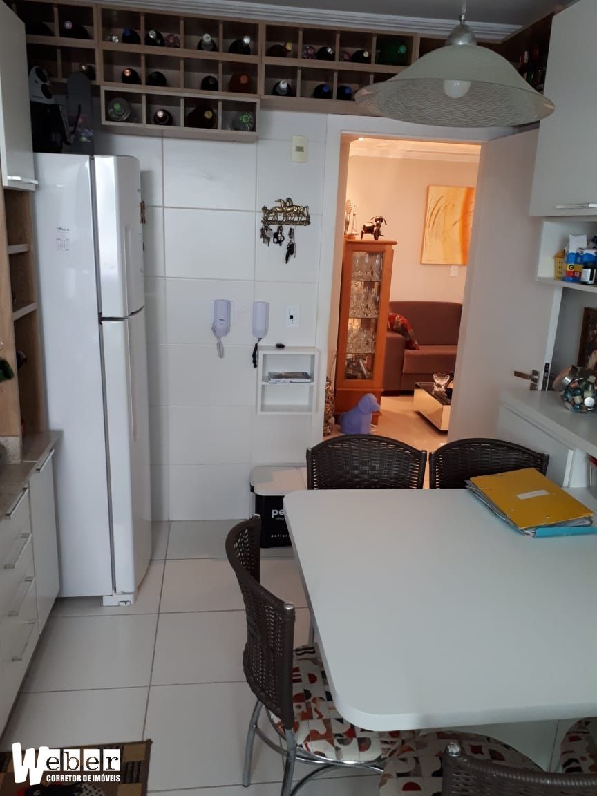 Apartamento à venda com 3 quartos, 171m² - Foto 18