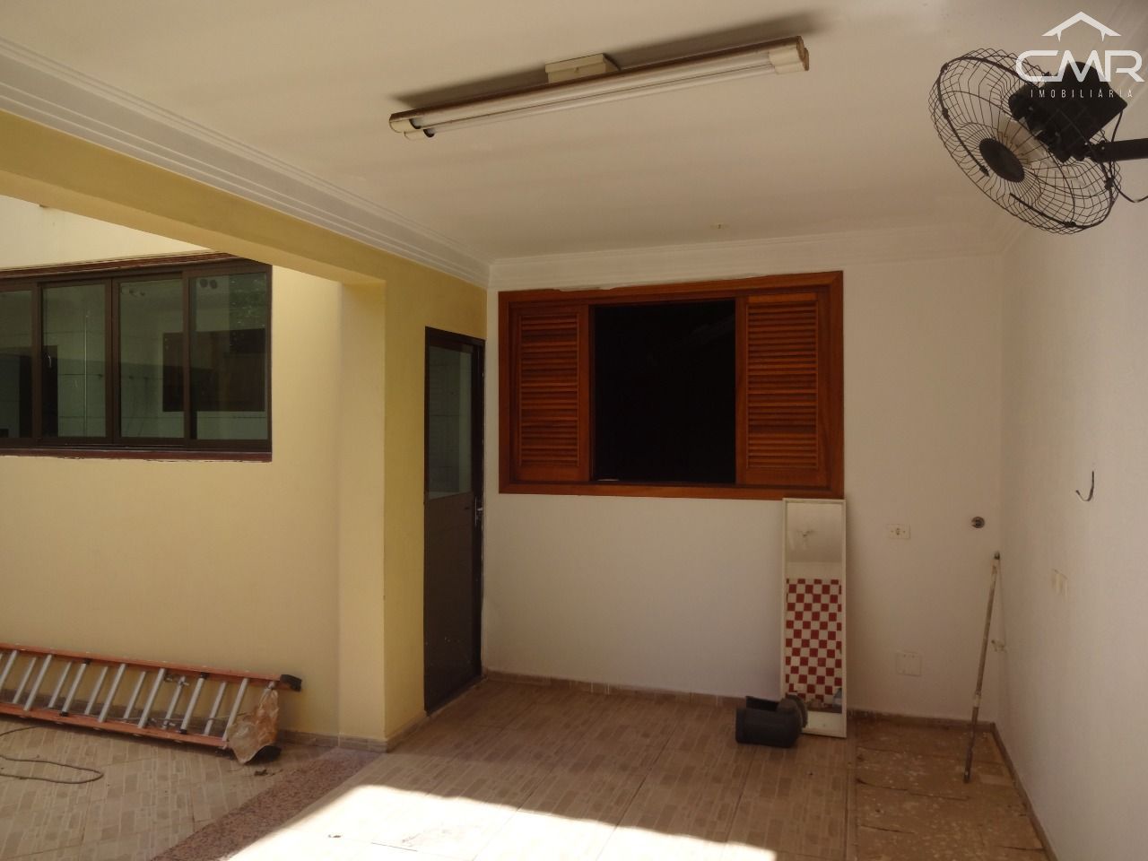 Casa à venda com 3 quartos, 219m² - Foto 7