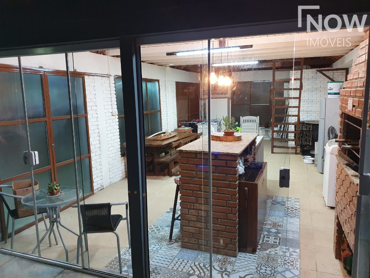 Casa à venda com 3 quartos, 160m² - Foto 4