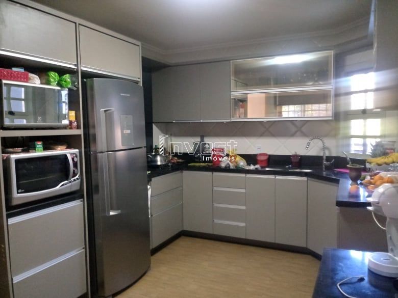 Casa, 3 quartos, 227 m² - Foto 12