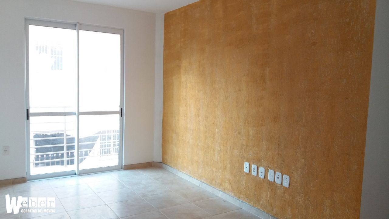 Apartamento à venda com 2 quartos, 90m² - Foto 1