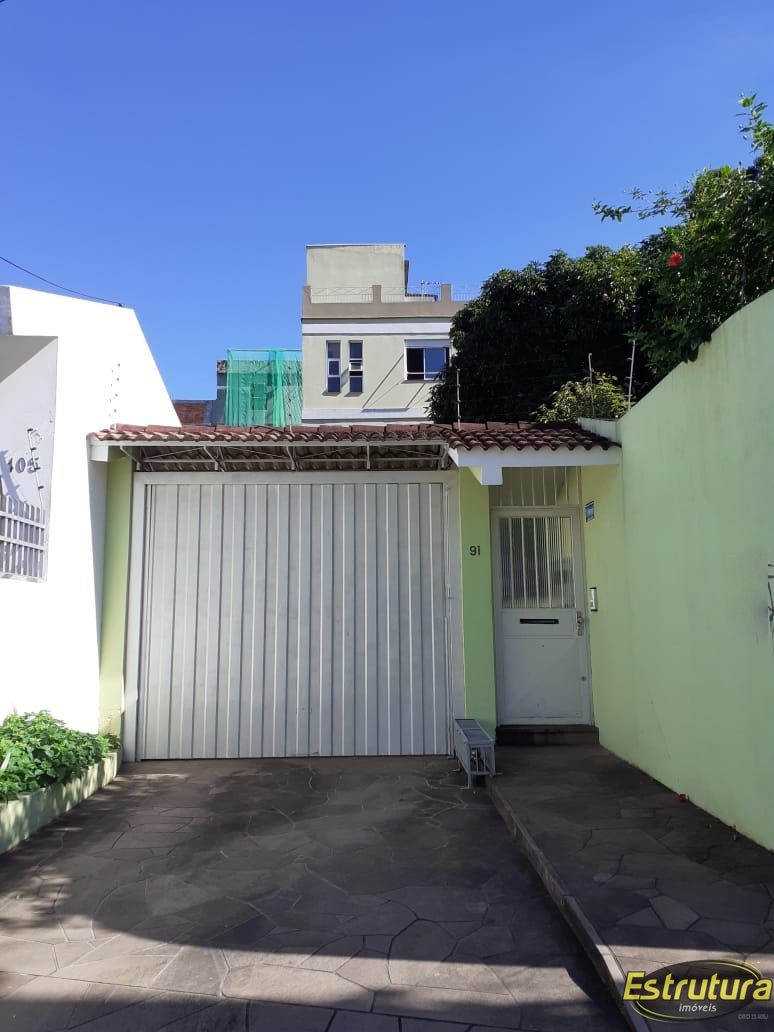 Casa com 8 Dormitórios à venda, 518 m² por R$ 1.700.000,00