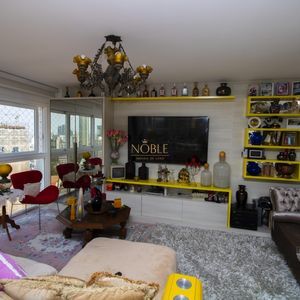 Apartamento com 130m², 3 dormitórios, 2 vagas no Caravaggio em Torres para Comprar