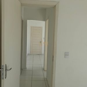 Apartamento com 40m², 2 dormitórios, 1 vaga no Residencial Universitário em Torres para Comprar